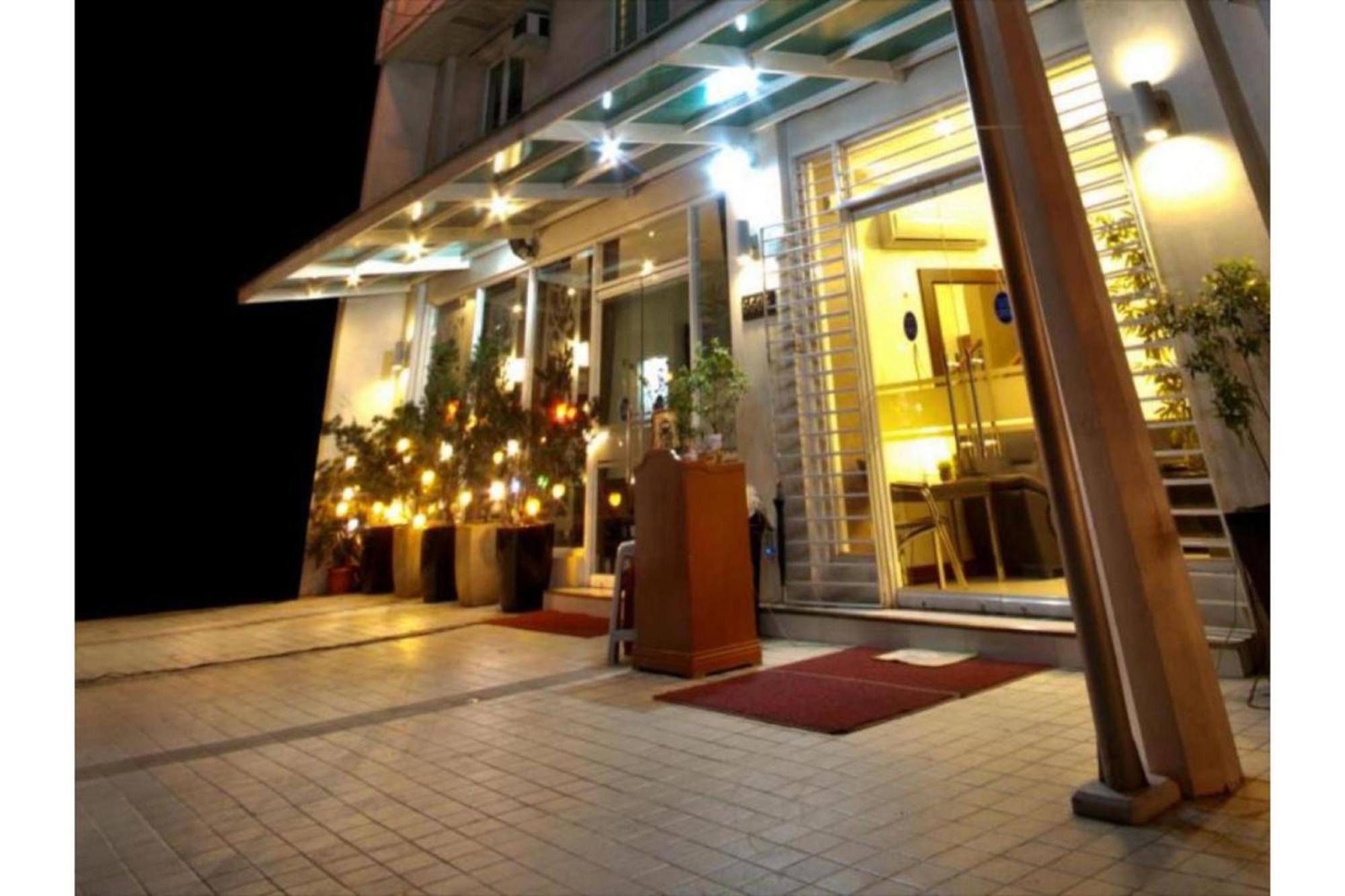 Apartment Collection O Avitel Near Osmena Highway, Pnr Pasay Station, Metro